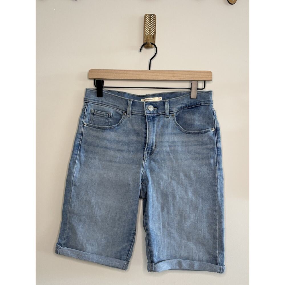 Levi’s Bermuda Shorts Womens Size 27 Light Wash Stretch Denim - Picture 2 of 7